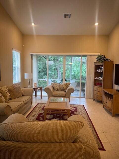 POD 20C PUD LL AT THE RES - Residential Lease