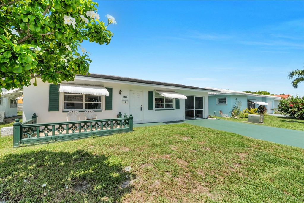 Photo of 5707 NW 87th Avenue, Tamarac, FL 33321 (MLS # F10518509)
