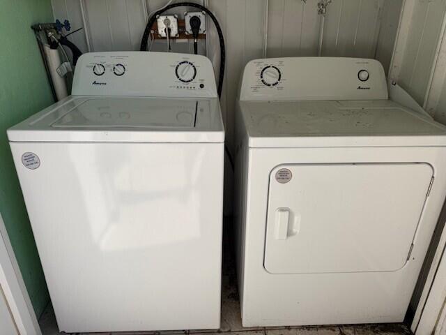 KINGS POINT - Residential