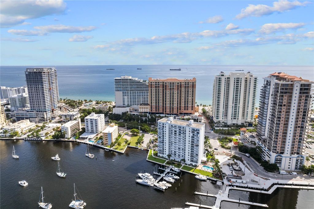 Photo of 9 N Birch Road #101, Fort Lauderdale, FL 33304 (MLS # F10502468)