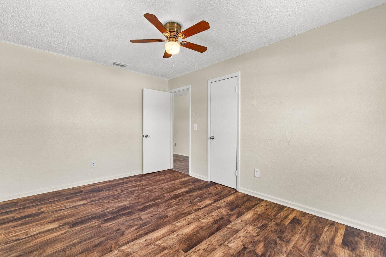 Gulfstream Apartments - Residential Lease