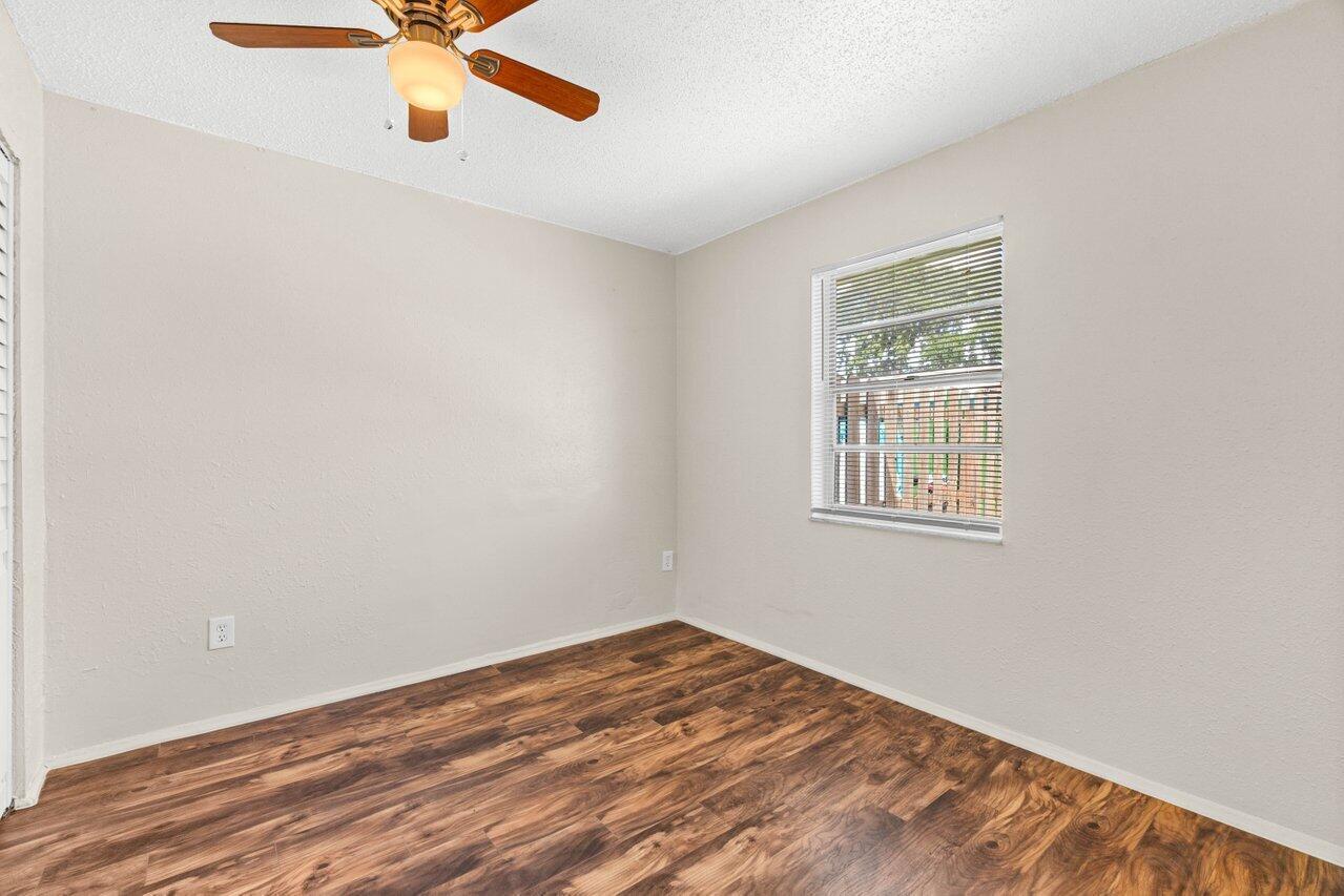 Gulfstream Apartments - Residential Lease