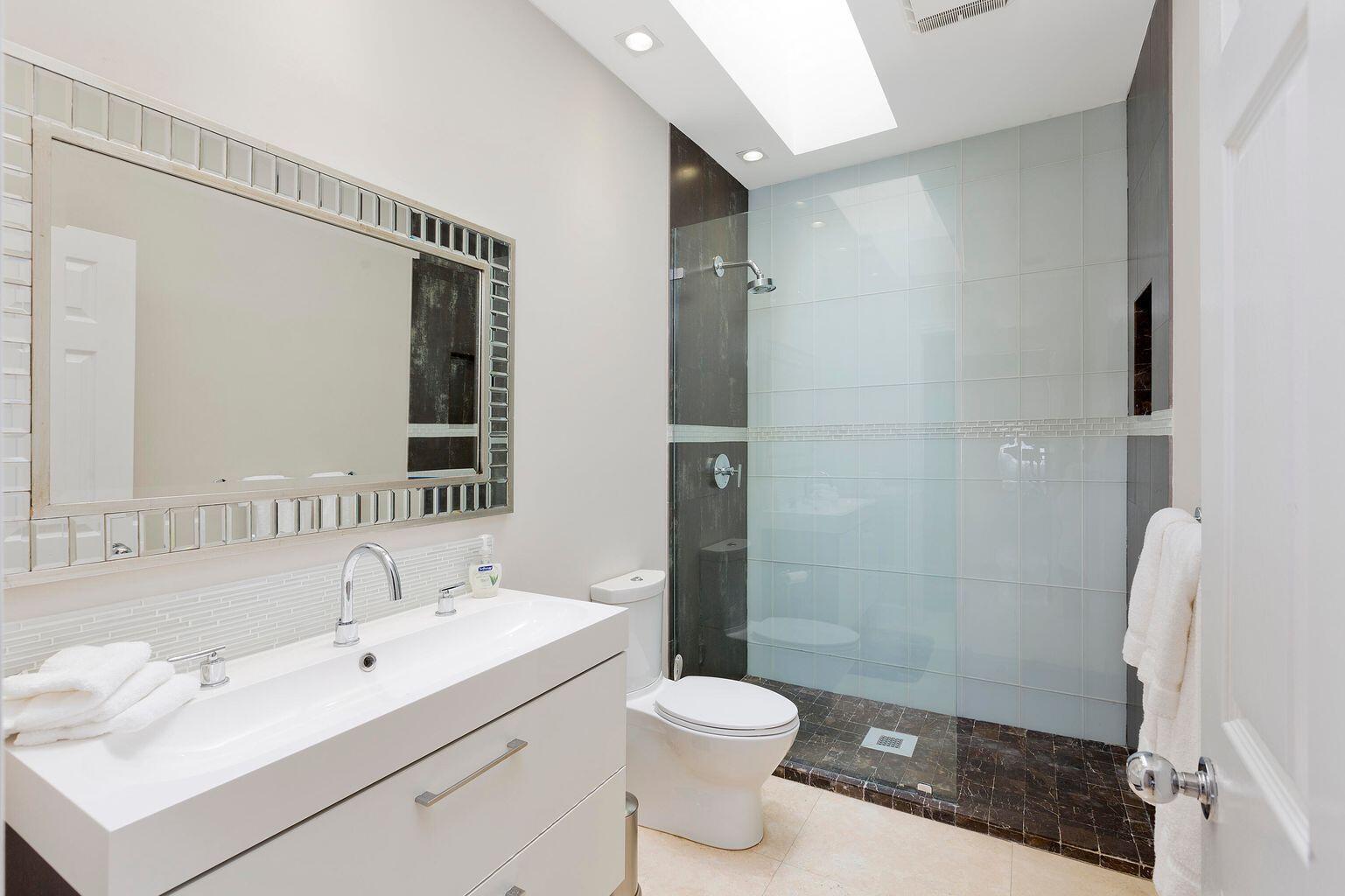 GOLDEN HARBOUR SEC 1 - Residential Lease