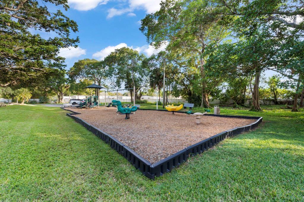 Coral Bay Prcl G 140-18 B - Residential