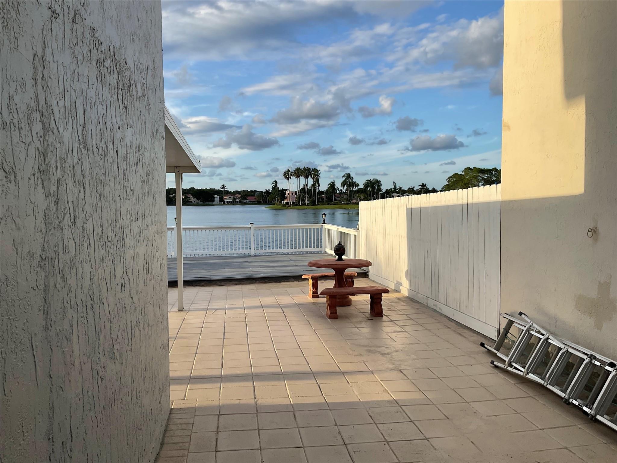 Coral Bay Prcl G 140-18 B - Residential