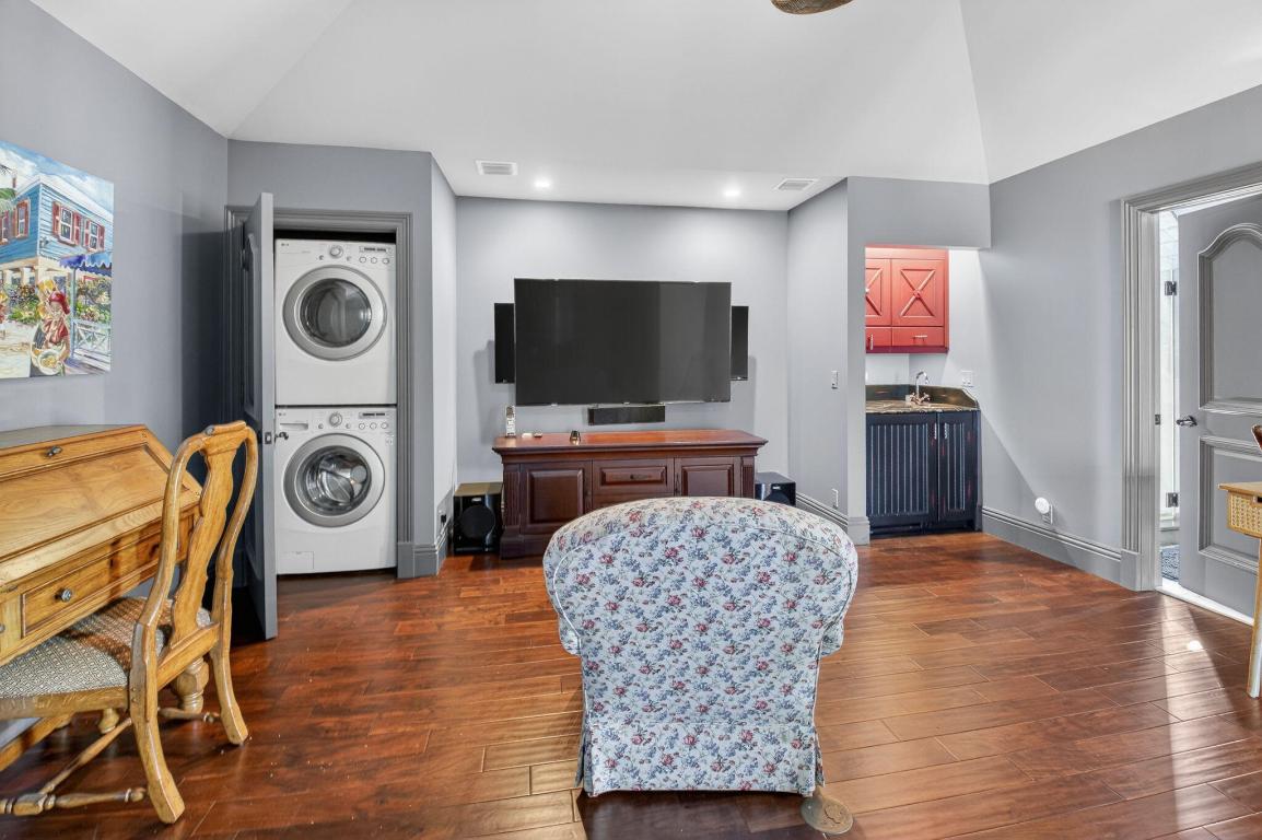 Delray Dunes 2nd sec - Residential