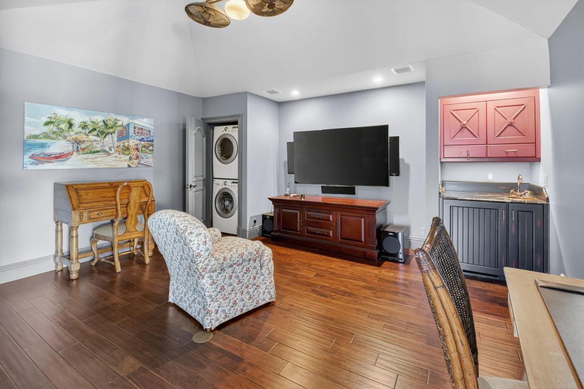 Delray Dunes 2nd sec - Residential