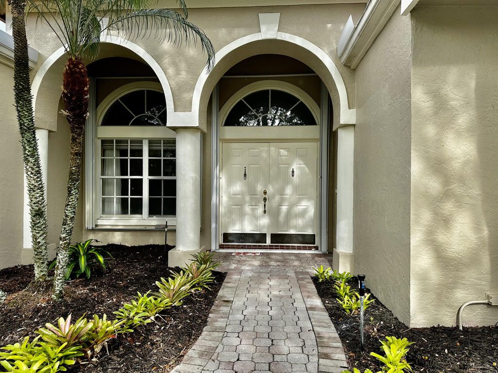 Photo of 3463 SE Fairway Oaks Trail, Stuart, FL 34997 (MLS # R10938698)