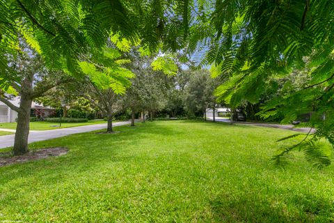 A home in Sewalls Point