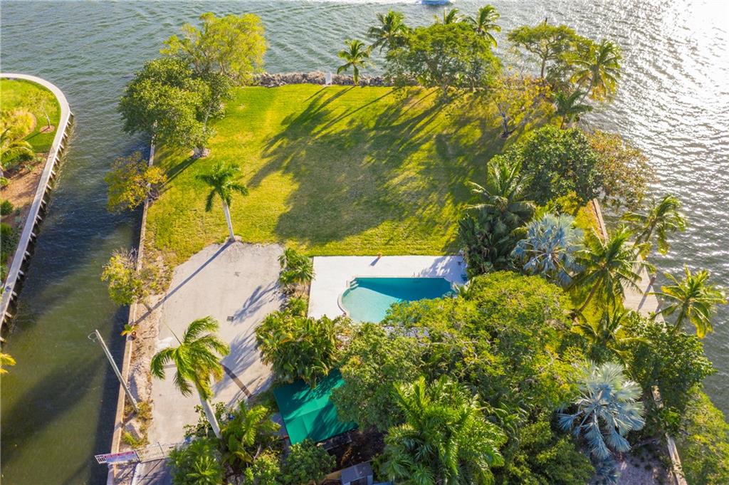 Punta Riva 15-24 B - Land