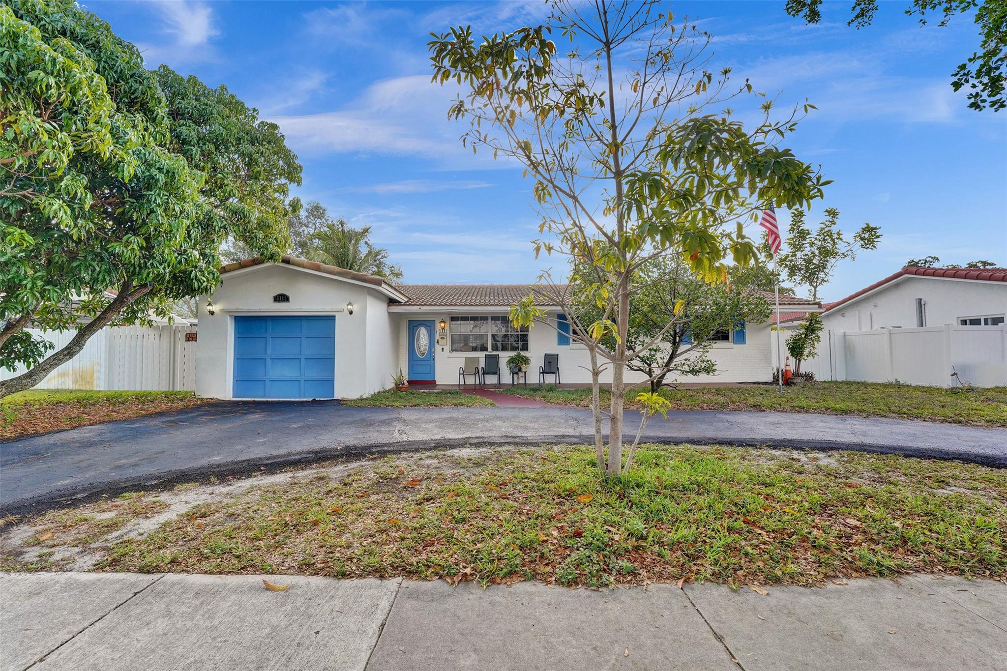 5111 Sarazen Dr