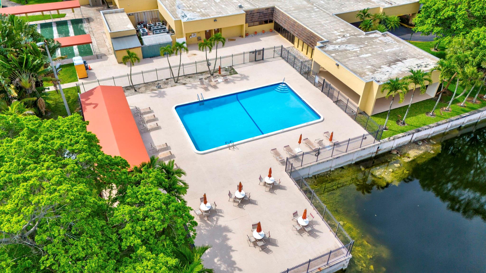 BERMUDA CLUB - Residential