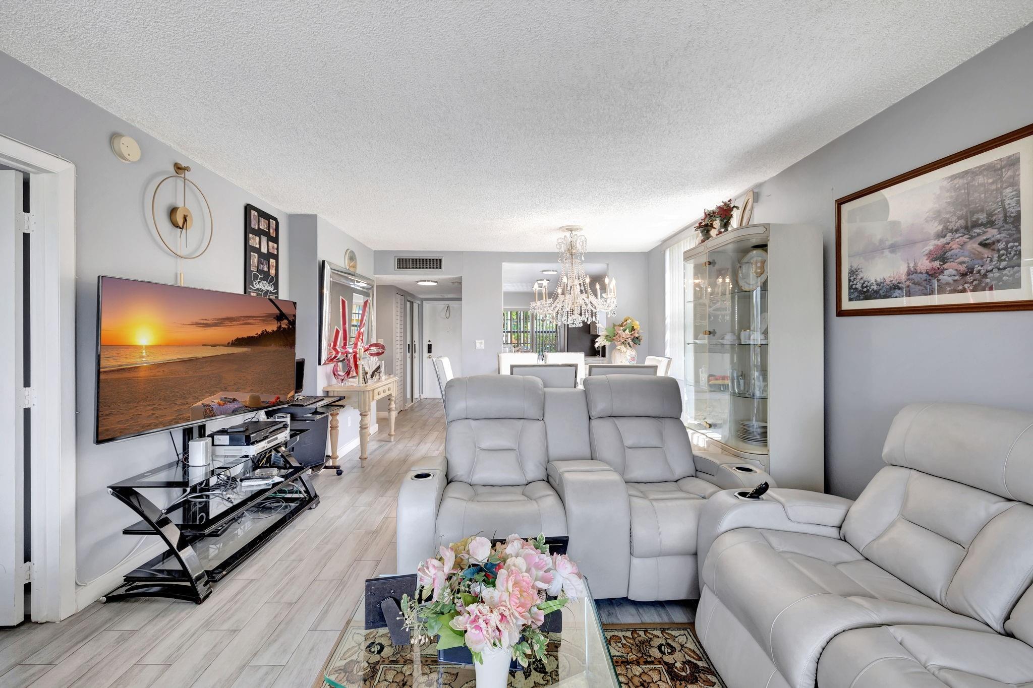 5860 NW 64th Ave 201