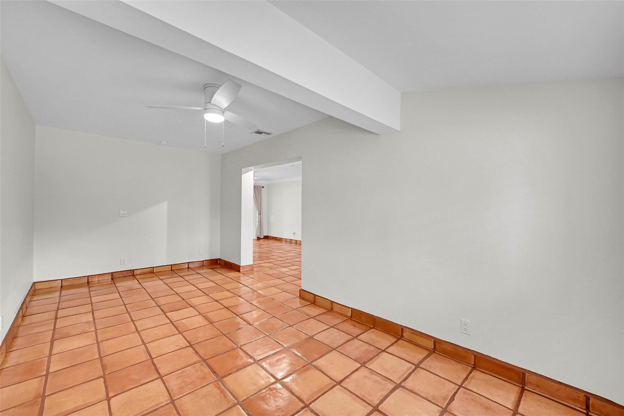 North Andrews Gardens 2nd - Residential Lease