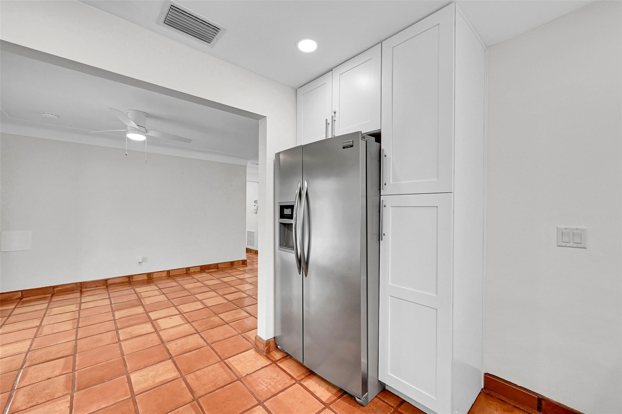 North Andrews Gardens 2nd - Residential Lease