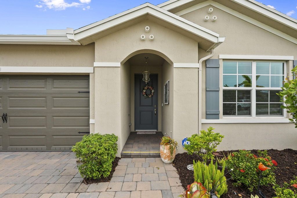 Photo of 2790 NE Breezeway Circle, Jensen Beach, FL 34957 (MLS # R11119695)