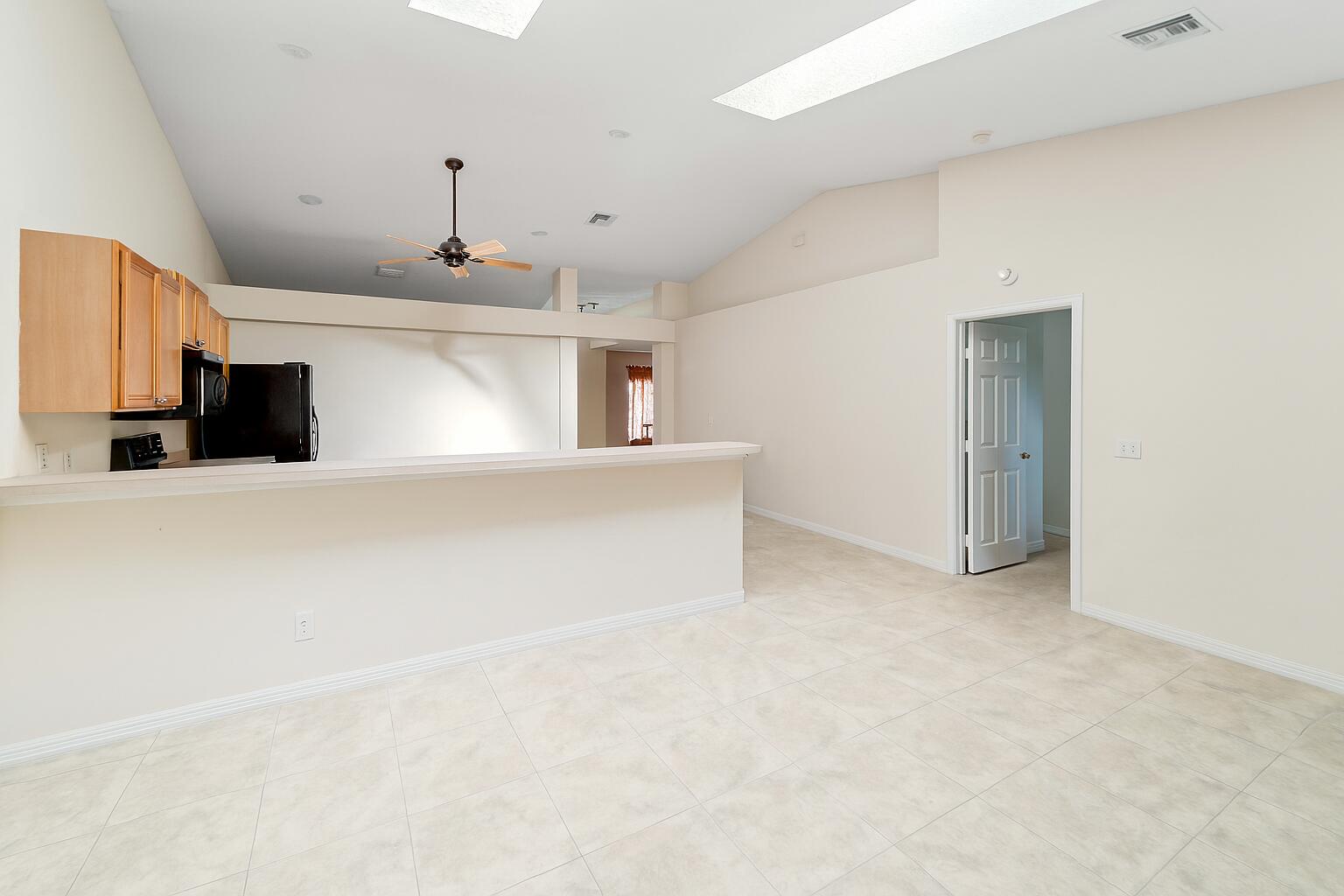 PORT ST LUCIE SECTION 33 - Residential