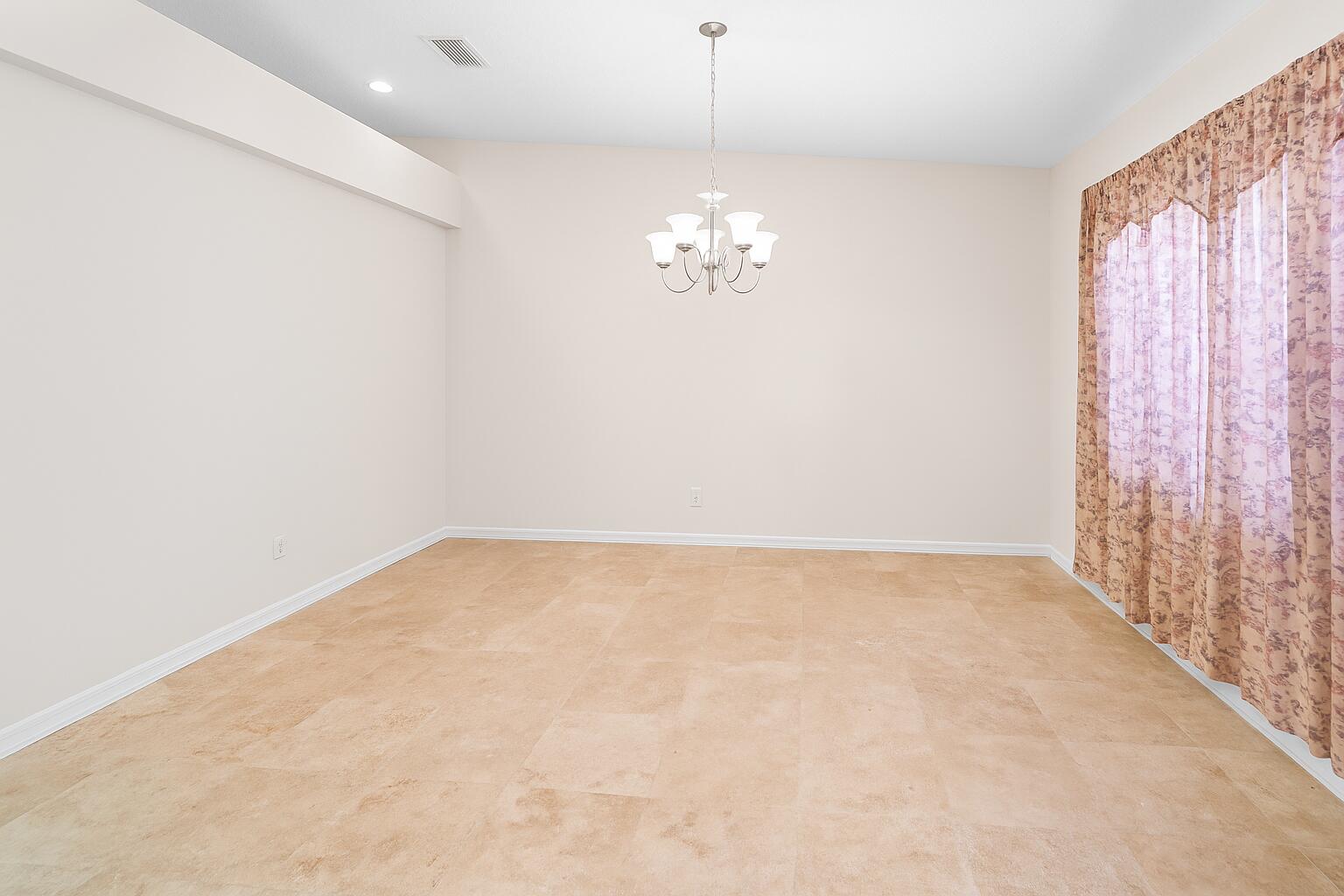 PORT ST LUCIE SECTION 33 - Residential