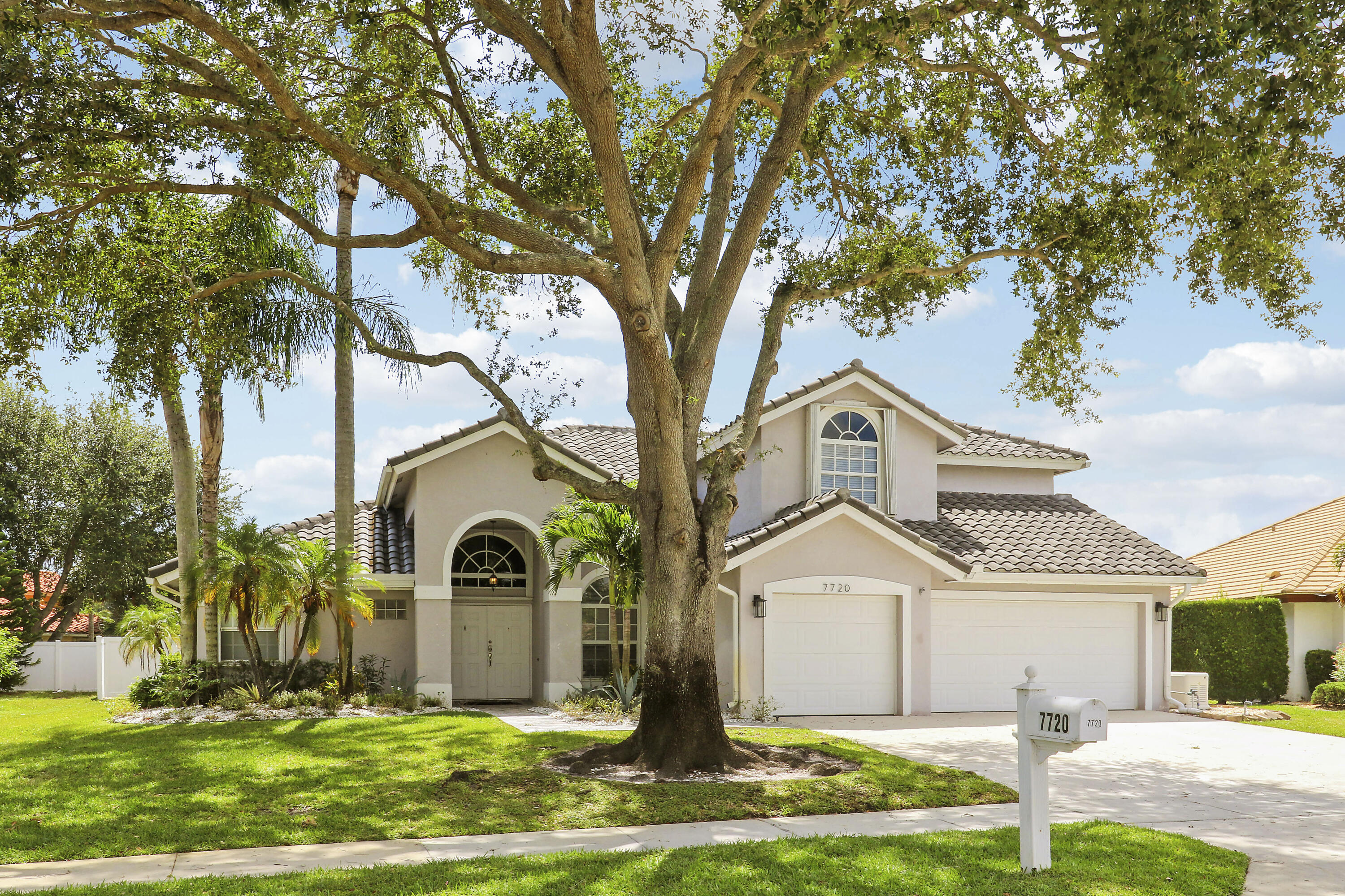 Properties 7720 Forestay Drive