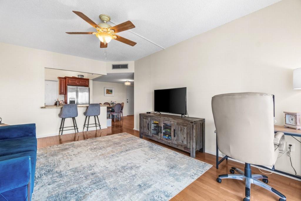 BCP COND APT 405 BLDG G - Residential