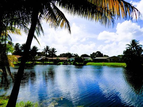 10402 NW 5th Mnr Plantation FL 33324
