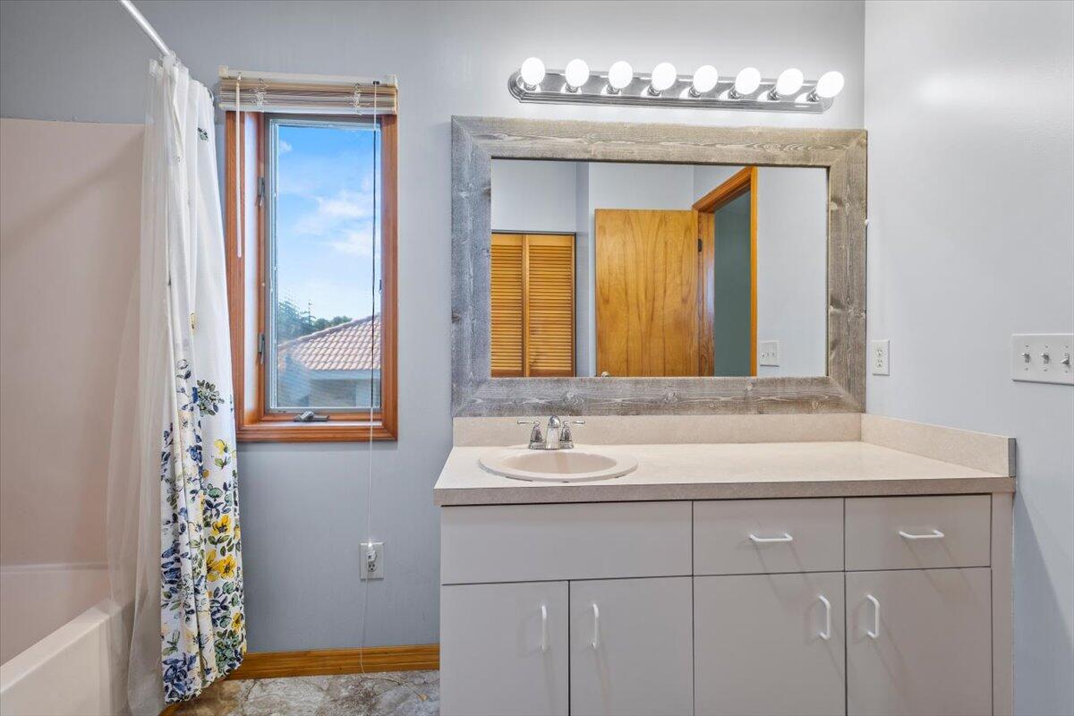 FORT PIERCE SHORES UNIT 5 REPLAT - Residential