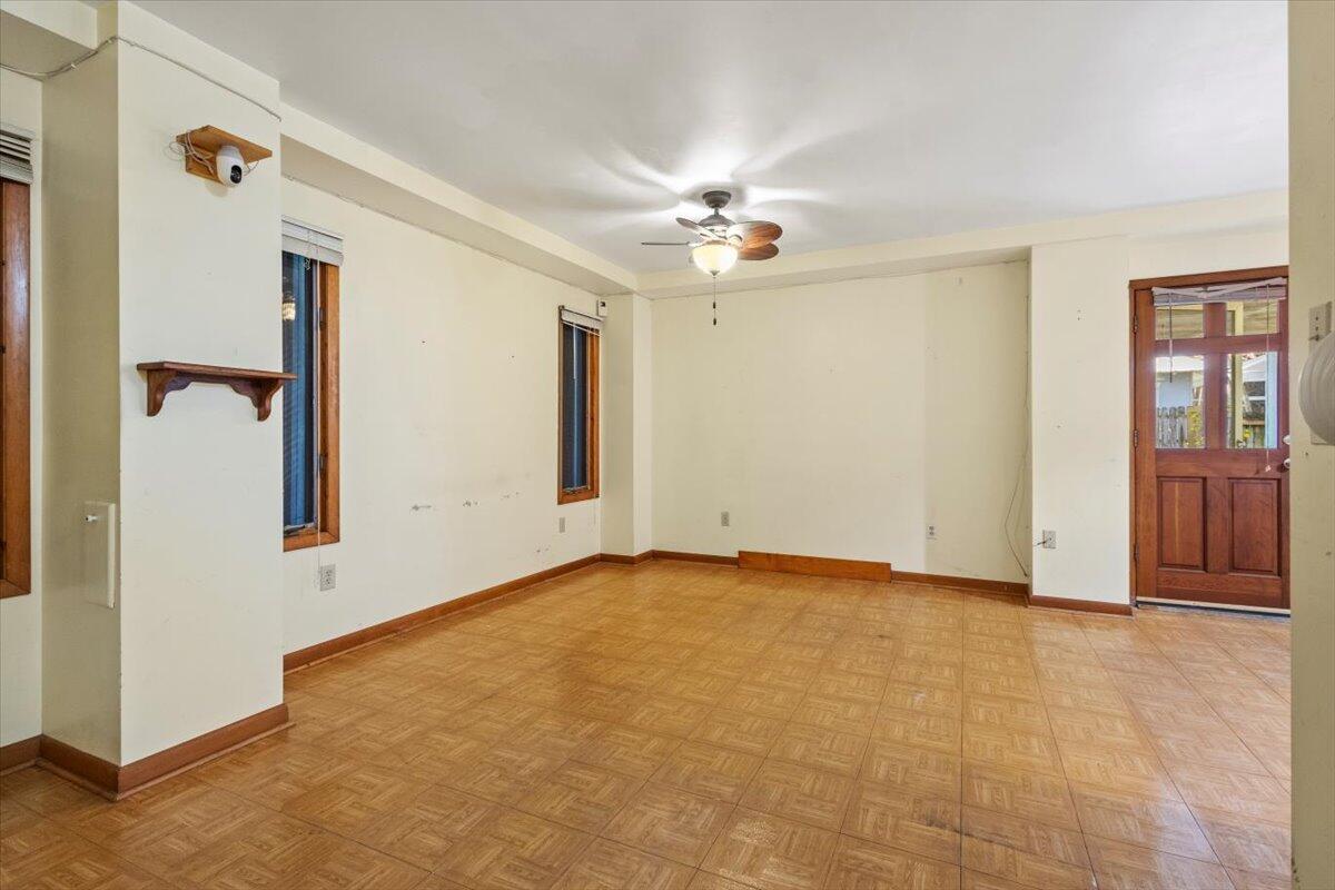 FORT PIERCE SHORES UNIT 5 REPLAT - Residential