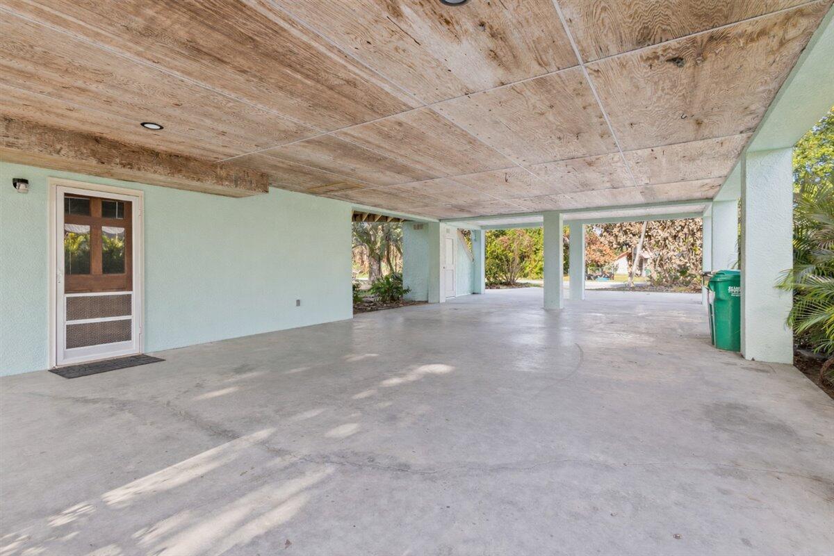 FORT PIERCE SHORES UNIT 5 REPLAT - Residential