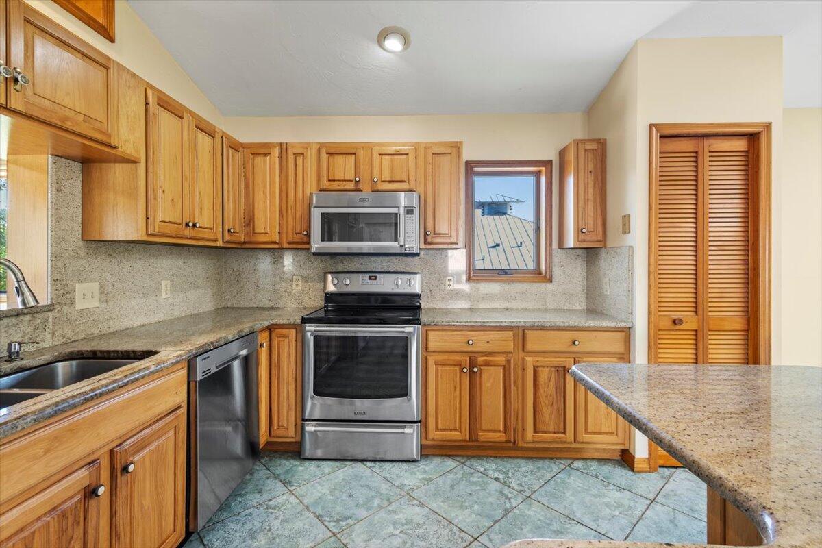 FORT PIERCE SHORES UNIT 5 REPLAT - Residential