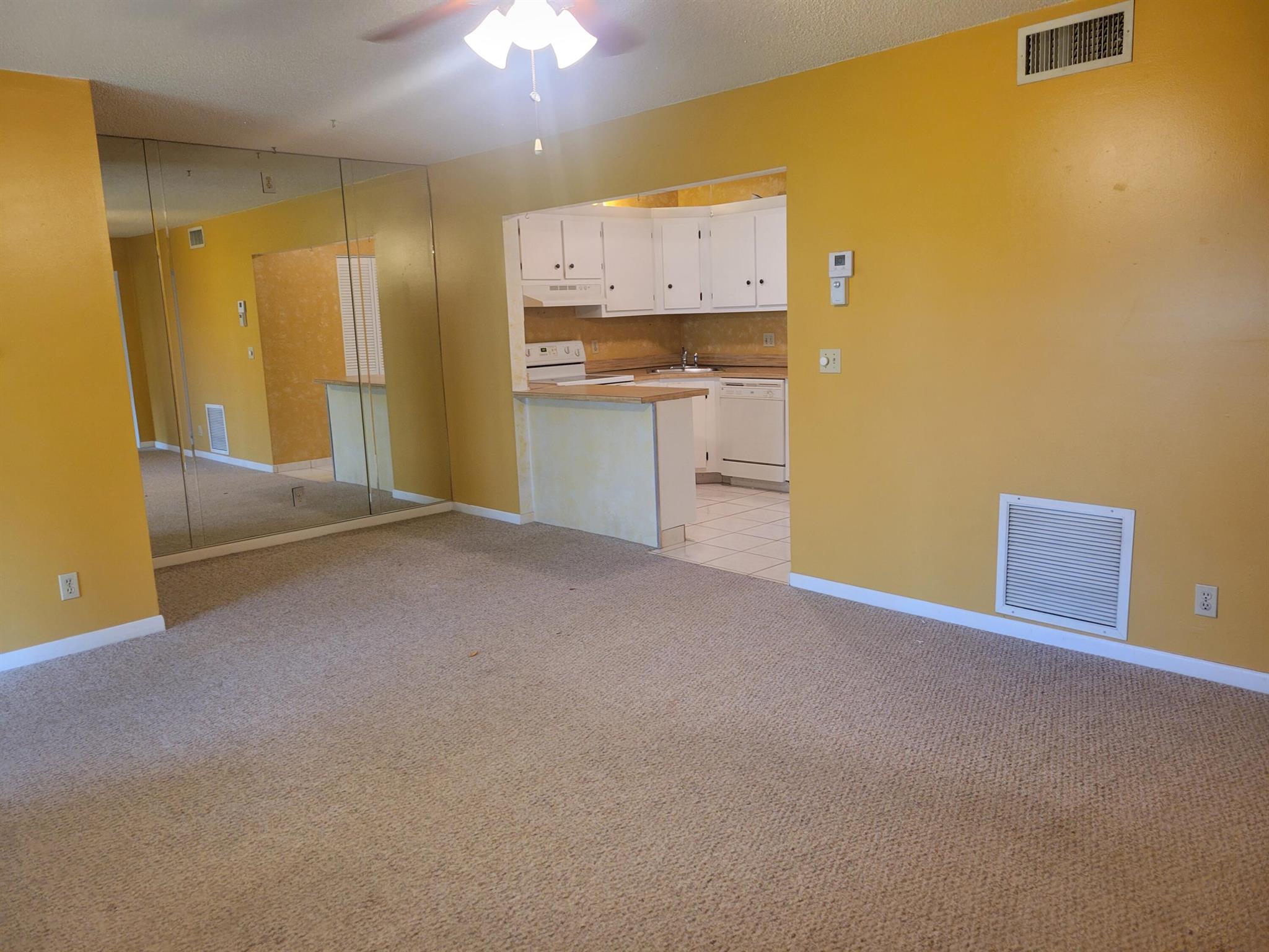 PINE RIDGE SOUTH III COND - Residential