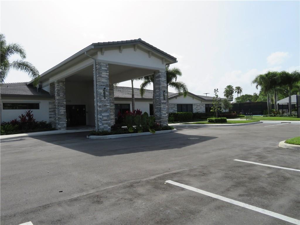 AVALON TRAILS AT VILLAGES - Residential