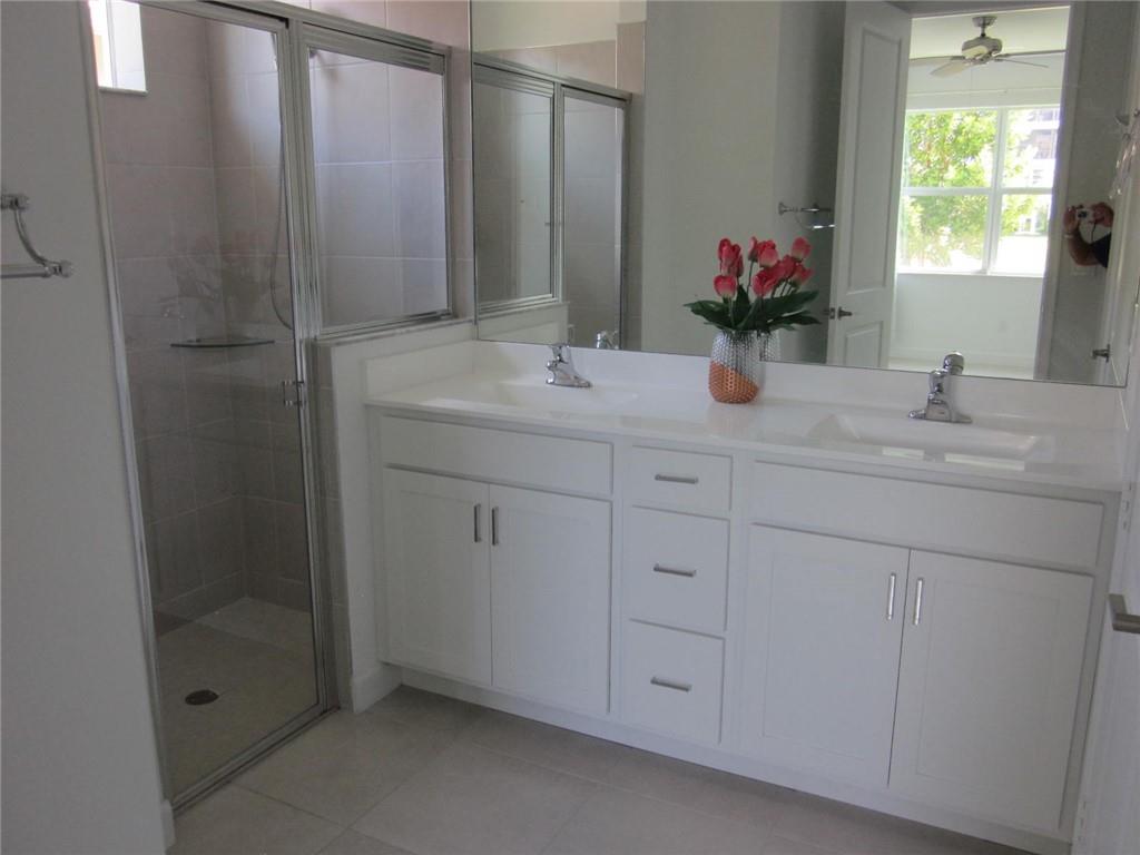 AVALON TRAILS AT VILLAGES - Residential