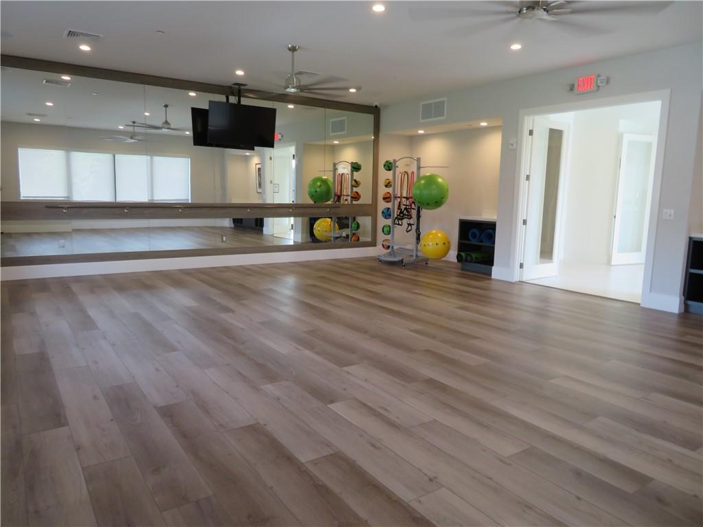 AVALON TRAILS AT VILLAGES - Residential