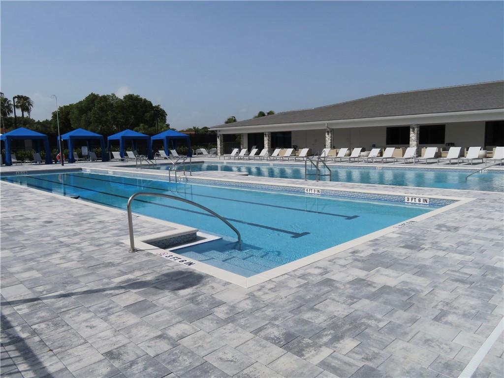AVALON TRAILS AT VILLAGES - Residential
