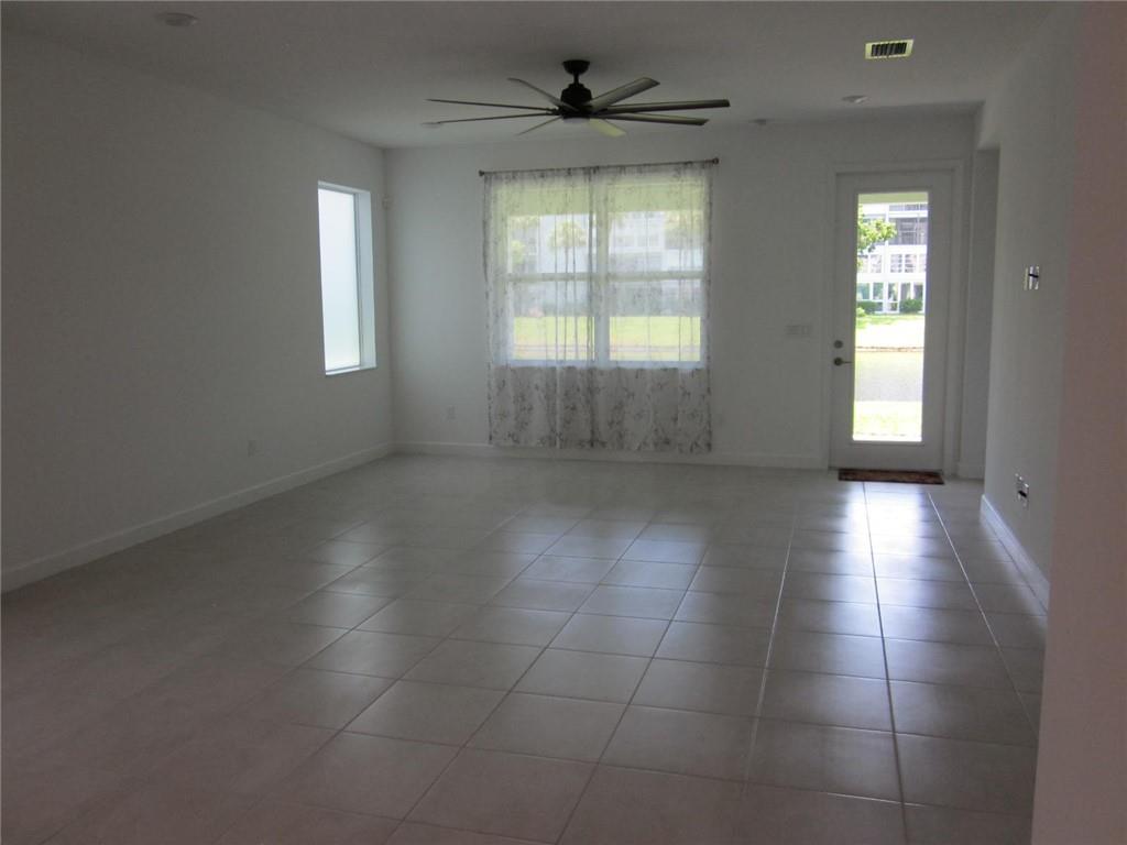 AVALON TRAILS AT VILLAGES - Residential