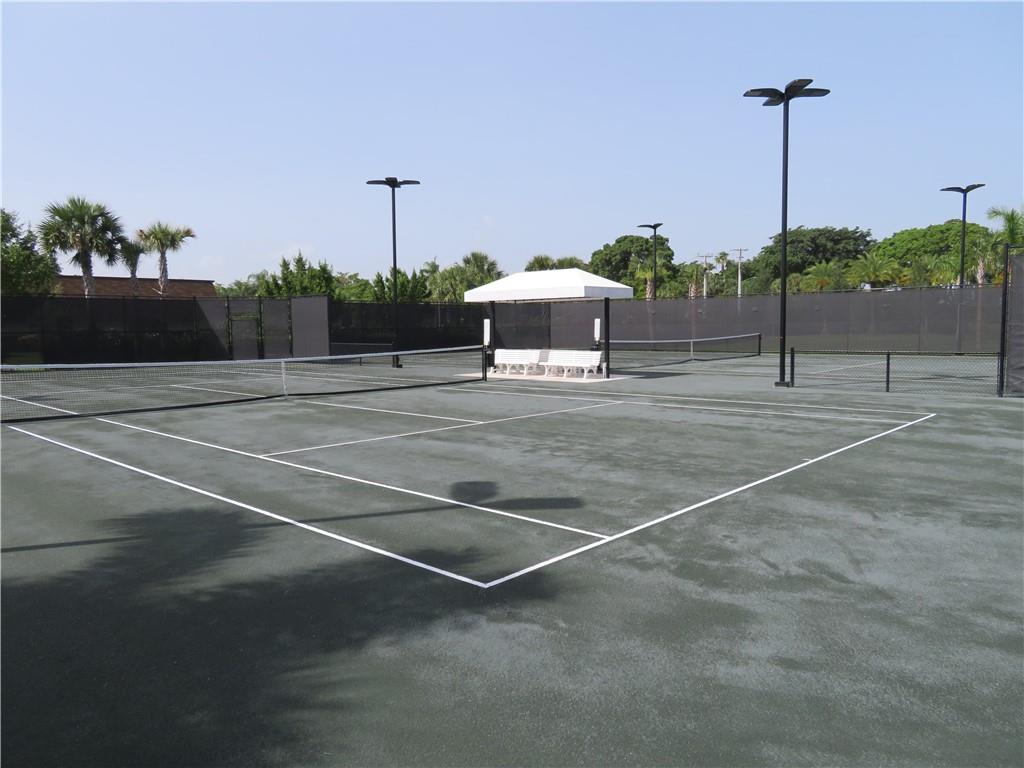 AVALON TRAILS AT VILLAGES - Residential