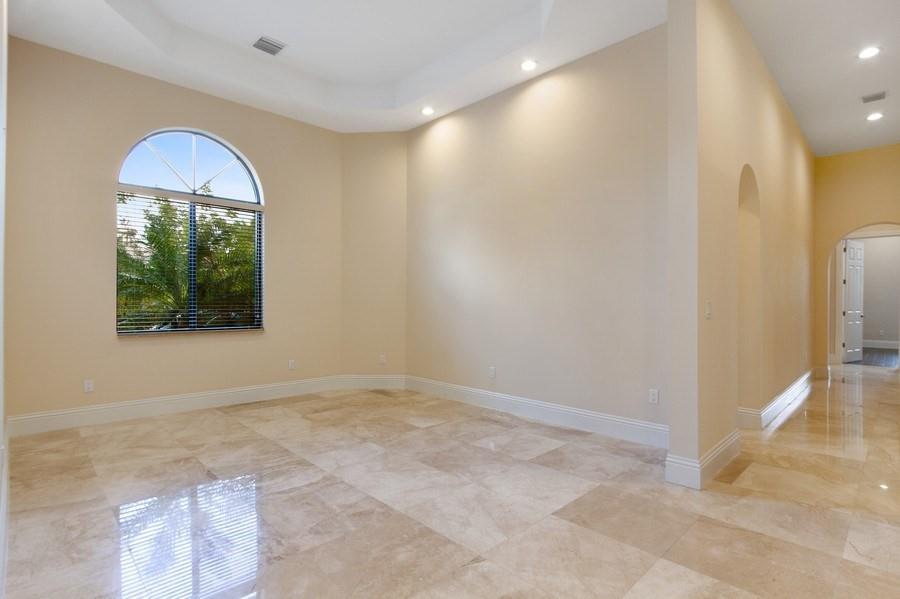 HERON ESTATES/HERON BAY - Residential