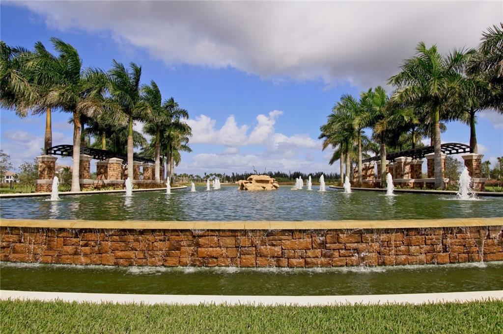 HERON ESTATES/HERON BAY - Residential