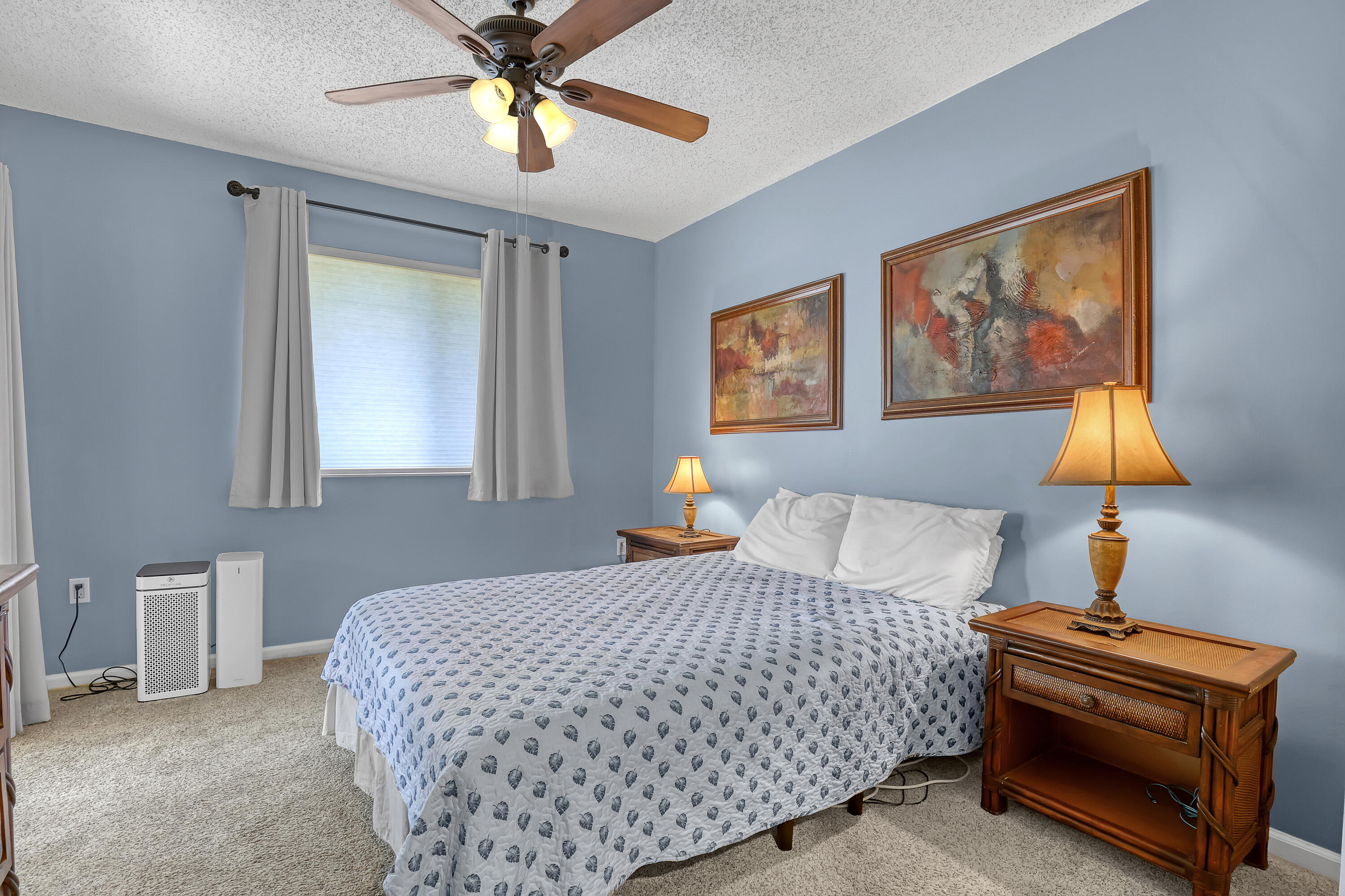 LIGHTHOUSE COVE AT TEQUESTA CONDO - Residential