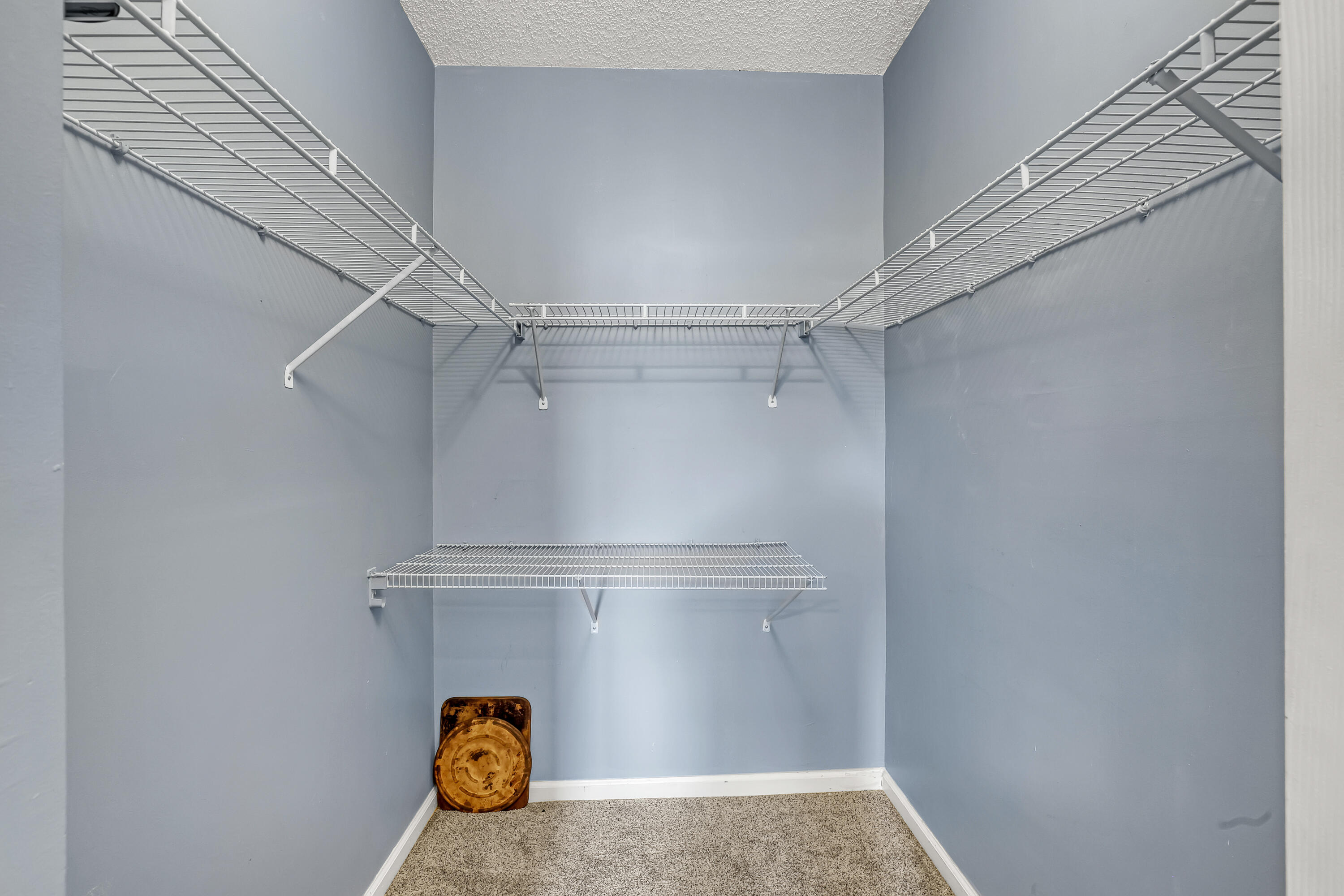LIGHTHOUSE COVE AT TEQUESTA CONDO - Residential