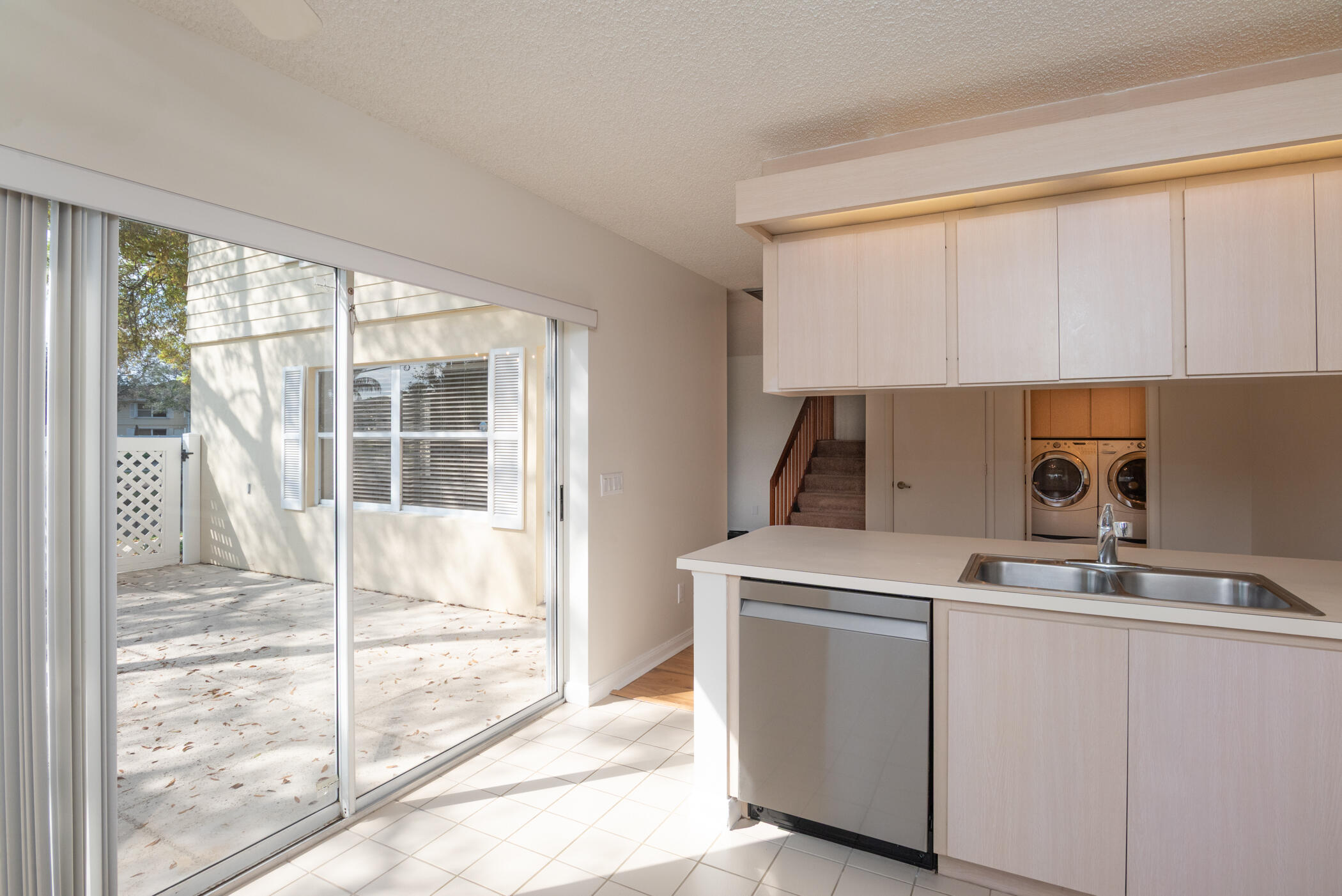 WELLESLEY AT LAKE CLARKE SHORES - Residential