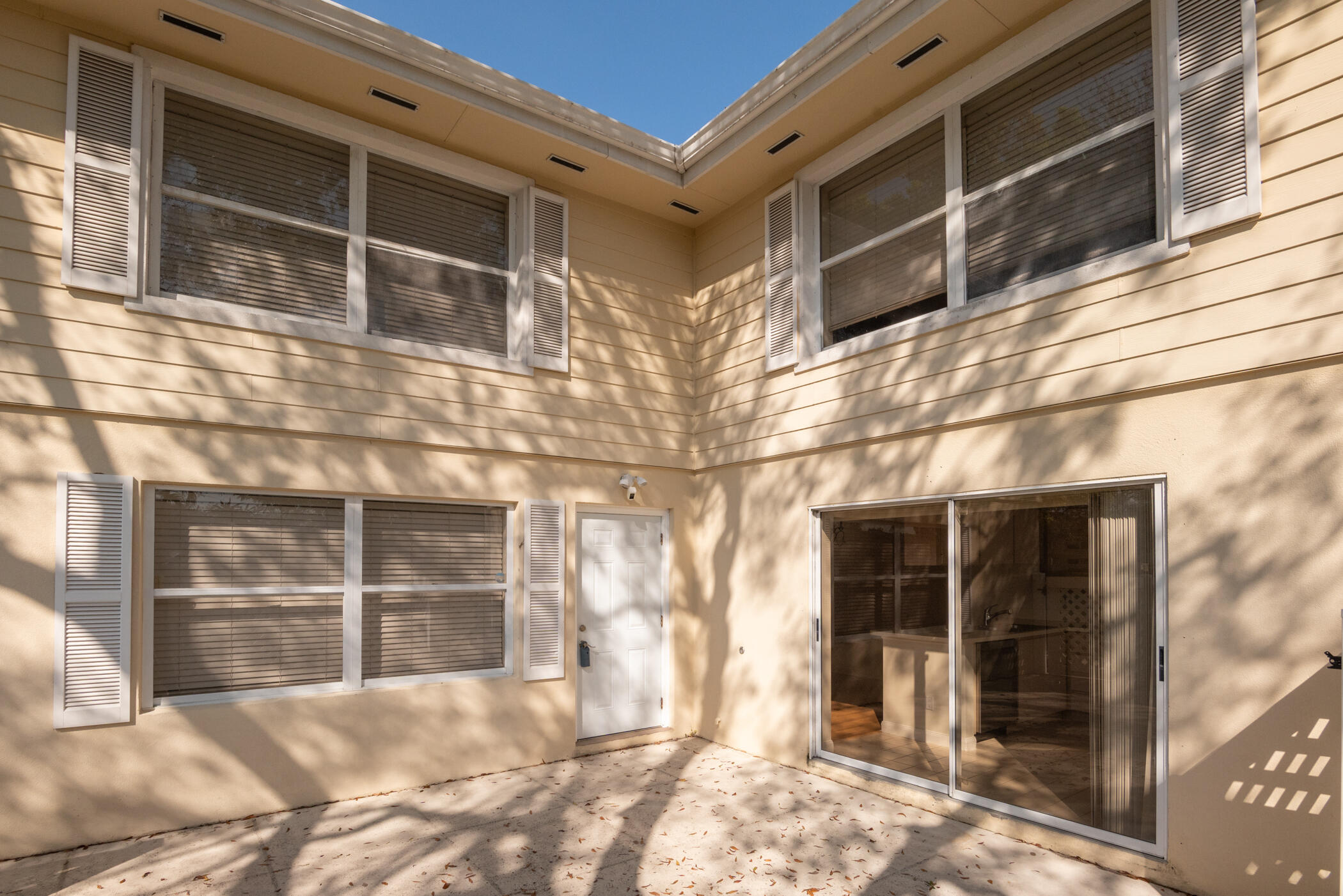 8146 Bridgewater Court 46d