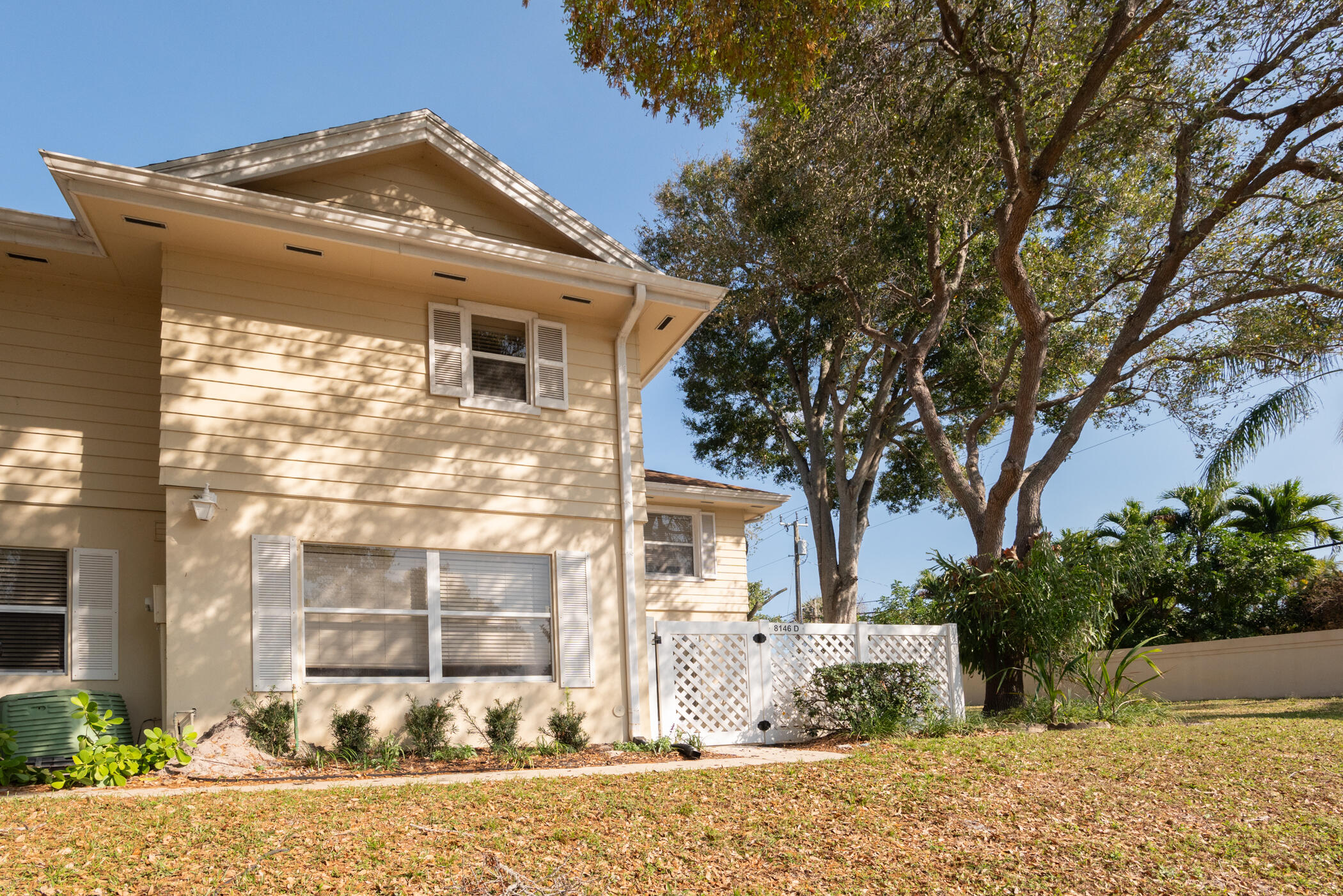 WELLESLEY AT LAKE CLARKE SHORES - Residential