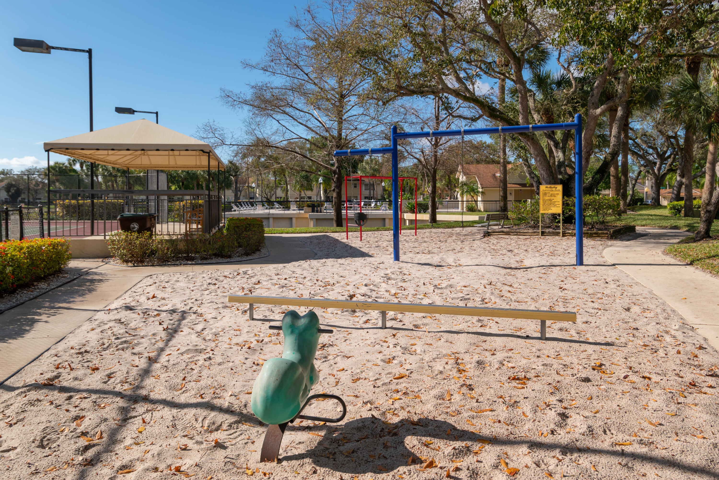 WELLESLEY AT LAKE CLARKE SHORES - Residential