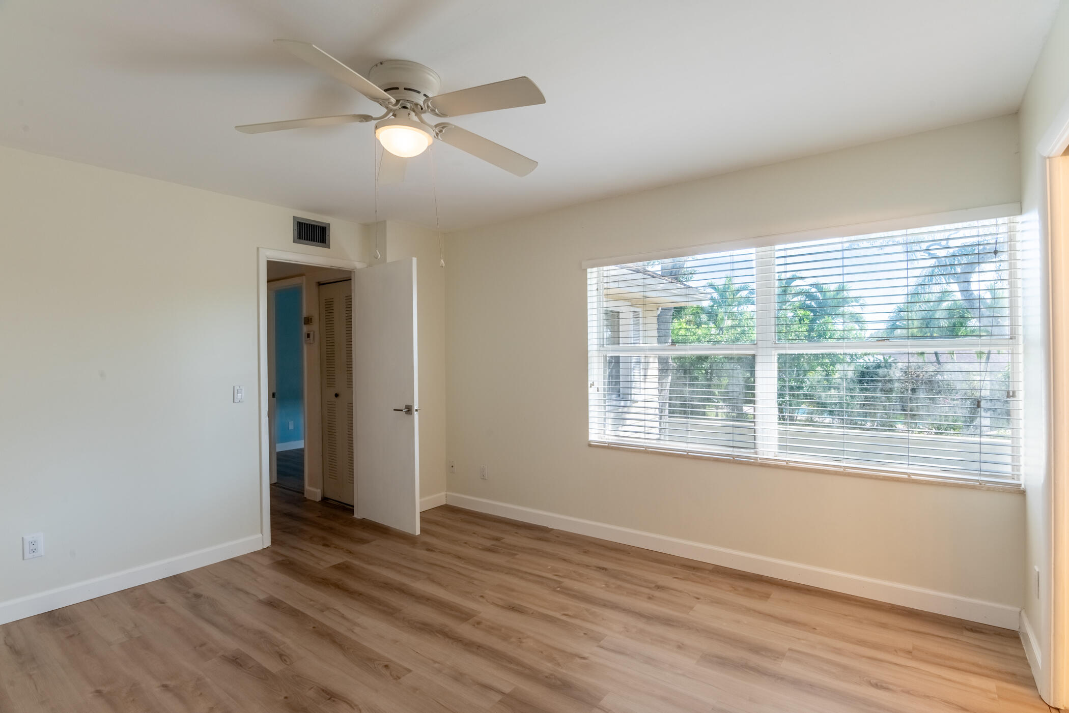 WELLESLEY AT LAKE CLARKE SHORES - Residential