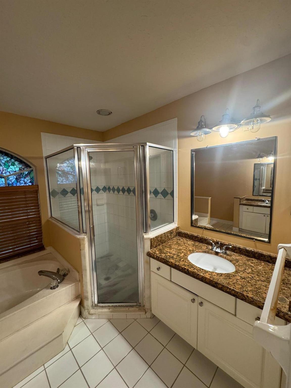 ACREAGE & UNREC - Residential Lease