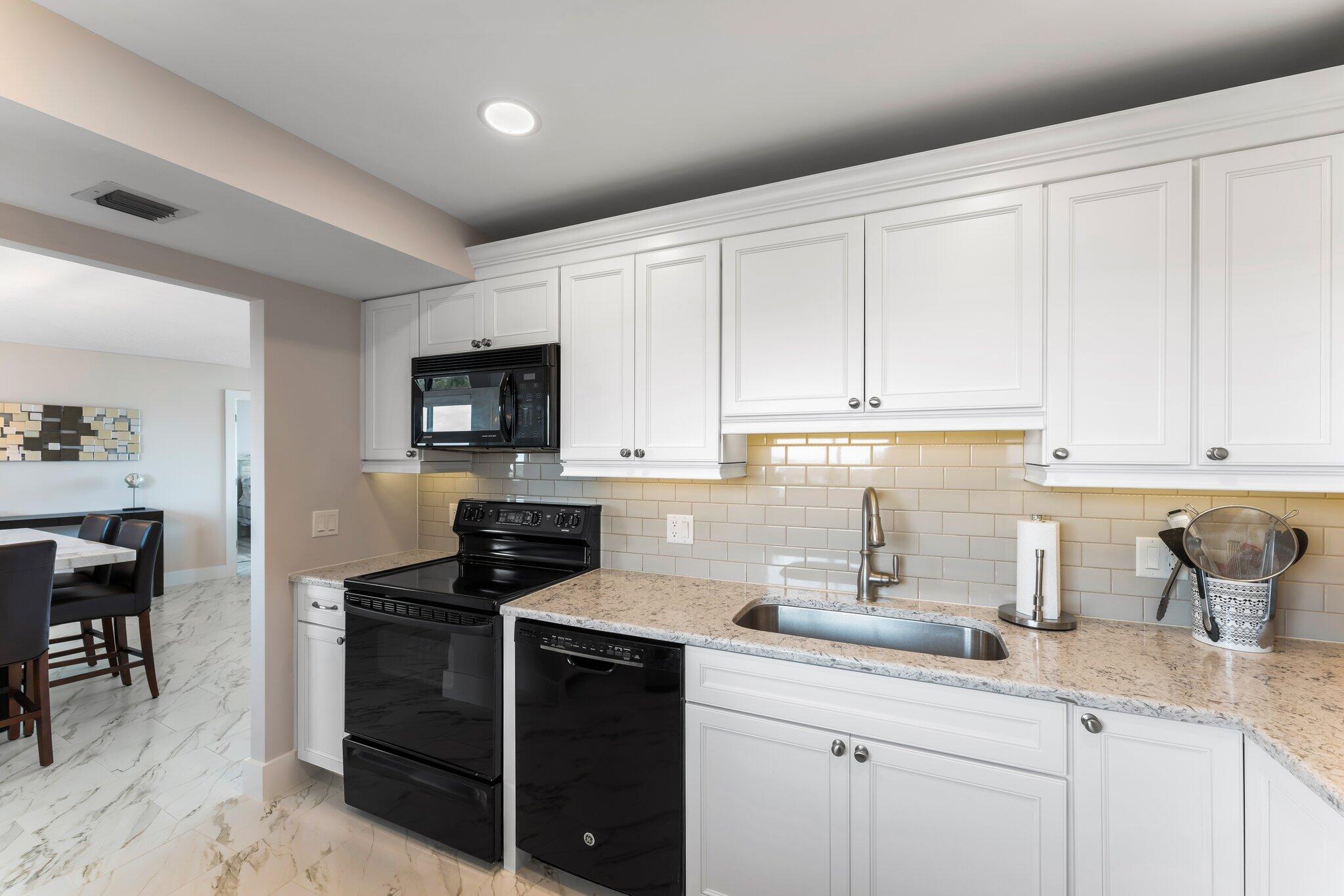 OCEAN TRAIL CONDO III - Residential Lease