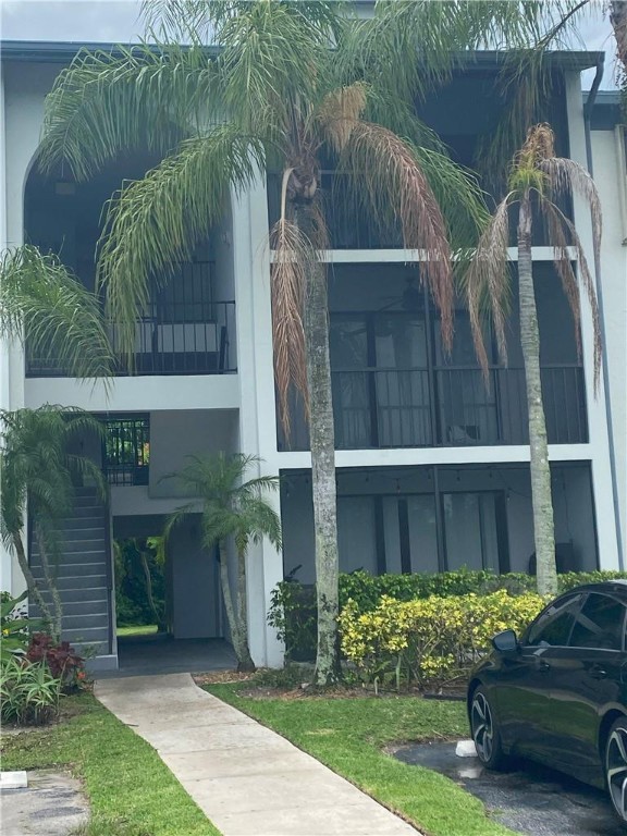 Palm Club Village 1 - Residential