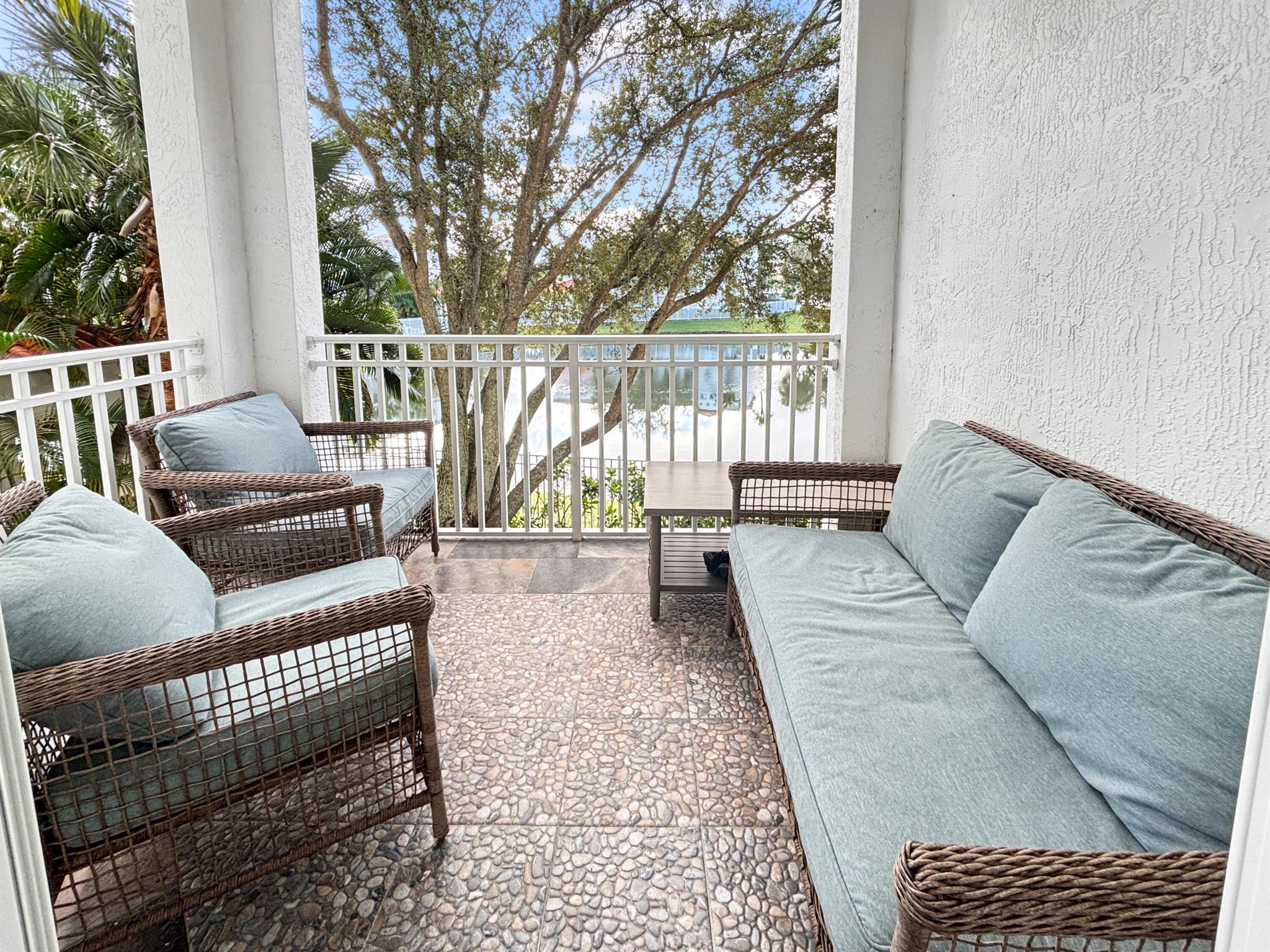 RESIDENCES AT LEGACY PLAC - Residential Lease