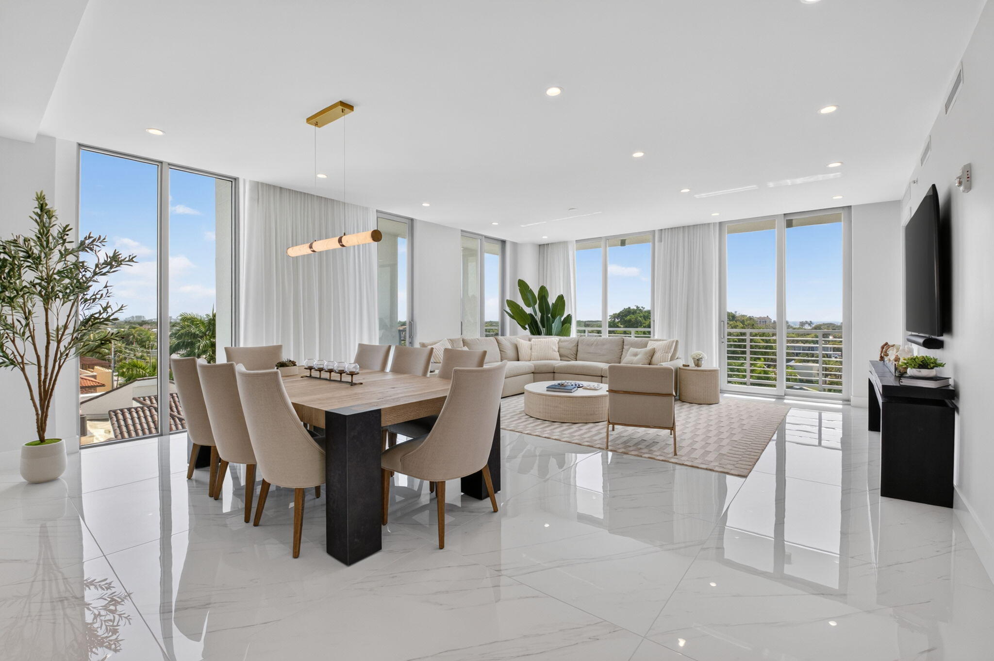 495 E Royal Palm Road 601